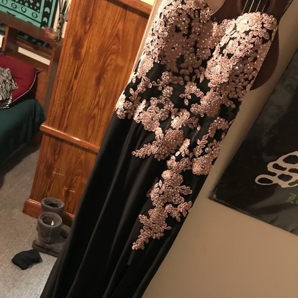 Prom Dress - Picture 2 of 4
